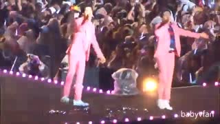 همون کنسرتی که یکی از بچه ها میخواسته     EXO/LUCKY