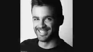 آهنگ فوق العاده دوست دارم زندگی رو از سیروان (من برگشتم)(توضیحات)