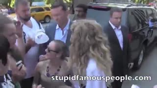 لیدی گاگا کنار طرفداراش Lady Gaga and Fans