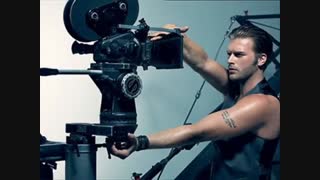 Kivanç Tatlitug - Childhood & Family