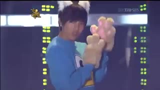 حتما ببینید . گروه های پسر ادای گروه های دختر را در می آورند از جمله snsd و 4Minute و brown eyed girls  و................