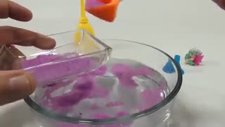 ماسه جادویی که با آب مخلوط نمیشه