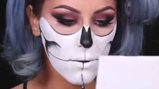 دختر ولی با فک استخونی!!!!!