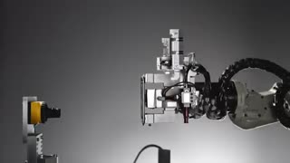 اپل از ربات لیام، به منظور بازیافت کامل آیفون پرده برداشت