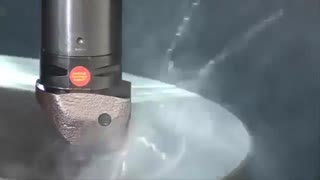 شگفت انگیز ترین ماشین فرز CNC جهان