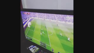 فوتبال بازی کردن ایونهه