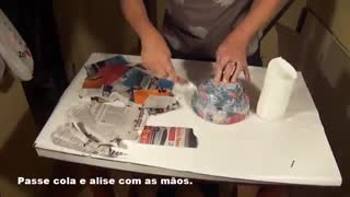 کاسه با روزنامه