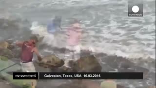 وقتی به امید ماهی می روی اما کوسه صید می کنی