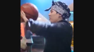 چرا این خرسه انقد شبیه شوگاس؟!