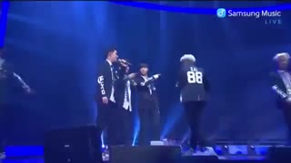 کنسرت گروه اکسو