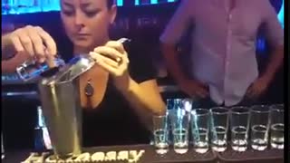 آموزش درست کردن آبمیوه رنگین کمونی-2