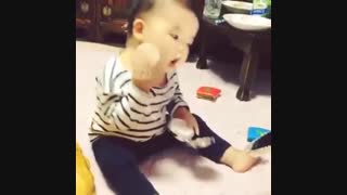 نی نی های جلف در حال آرایش کردن