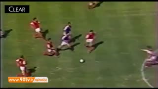 گل زنی ناصر محمدخانی به سبک مارادونا