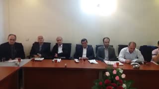 جلسه جمعی از افتریهای تهران با اقای دکتر مصطفی کواکبیان جهت عرض تبریک عید نوروز و انتخاب برای مجتس دهم