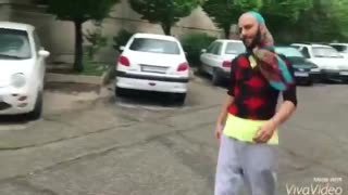 لباس رو دزدید.