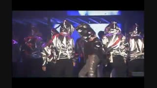 اجرای مشترک یونهو(TVXQ)ودونگهه(SUJU)درسال2007-آهنگspeaks man(یه مردداره صحبت میکنه!)(تورآسیاییrising sun)-حتماببینید،خیلی قشنگه!