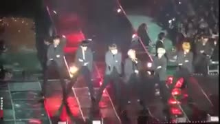 اجرای "Baepsae" خیلی باحالههههه.....