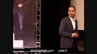 علی میرصادقی(مدیر بهترین مدرسه خاورمیانه) توضیحاتو بخون لطفا