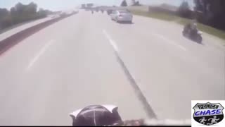 King Fun : رقابت شگفت انگیزه موتورسوار و پلیس