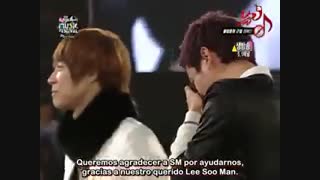 برنده شدن آلبوم میروتیک ازTVXQ به عنوان بهترین آلبوم درسال2008(گریه های مکس چانگمین لحظه گرفتن جایزه)