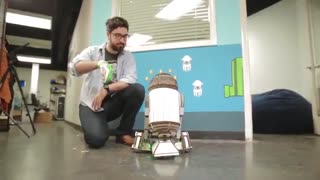 ساخت اولین ربات دنیا که با دست کنترل می‌شود