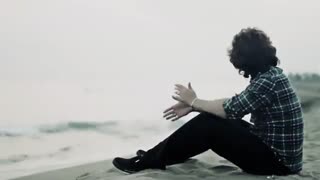 موزیک ویدئو از حسام الدین موسوی