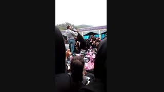 رقصیدن بالا سر قبر عروس مرده