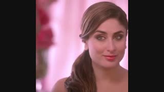 کارینا کاپور برای تبلیغ رژ لب