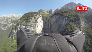 اوج هیجان 3 - پروازِ انسان