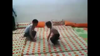 ویدئوی کشتی کج جالب