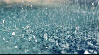 همین الـــــــــــــــــــــــــــان اینجا بارون رعد برق
