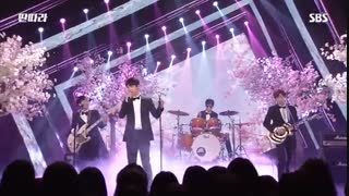 اجرای دبیوت گروه تانتارای سریال Entertainer