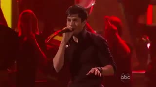 اجرای زنده انریکه و پیت بول