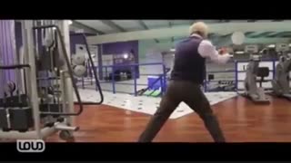 پیرمرد ورزشکار (من که دهنم باز موند)