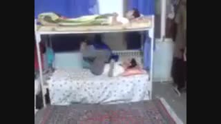 یکی دیگه از شوخی های زشت............