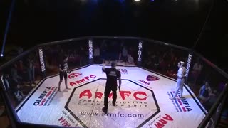 King Sport:مبارزه آریانا معافی دختر ایرانی در رینگ ارمنستان!