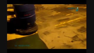 اسکرابر. دستگاه کف شو صنعتی. پاک کردن آلاینده ها. زمین شور