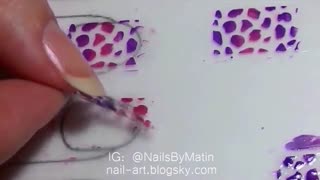 طراحی ناخن با استفاده از استنسیل (شابلون) DIY nail decal