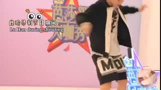 1??Hello.is this luhan