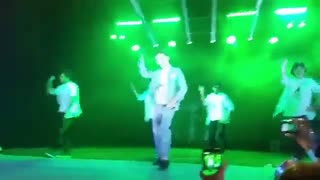 کنسرت اهنگ better کیم هیونگ جون-درخواستی کانال  "ETERNAL "5