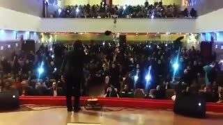 وقتی دانش آموزان یزدی در جشن فارق التحصیل (باید) چادر های خود را به هوا پرتاب کنند!!!*توضیحات بسیار مهم*