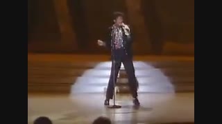 اجرا بیلی جین توسط مایکل جکسون در موتان ۲۵