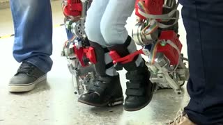 ساخت نخستین اسکلت خارجی برای کودکان معلول