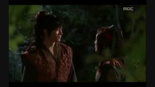 یه صحنه قشنگ از سرزمین اهن (کیم سورو )