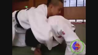 روش وحشتناک در گرفتن یوکو شیهو گاتامه از حالت چمباتمه (سجده) - کره ای