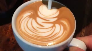 نقاشی روی قهوه