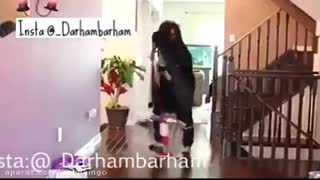 مقایسه ی رفتار بچه ها و مادرشون در حالت های مشابه