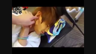 Bts، عاشقانه و دوستانه بیدار کردن وی از خواب توسط کوکی