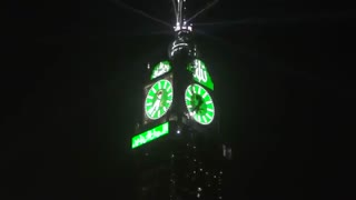 نور افشانی بسیار زیبا-برج ساعت مکه مکرمه