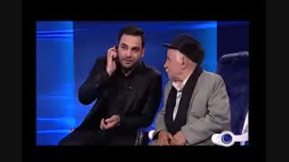 وقتى وسط برنامه زنده گوشى مهمان زنگ میخوره.....!!!